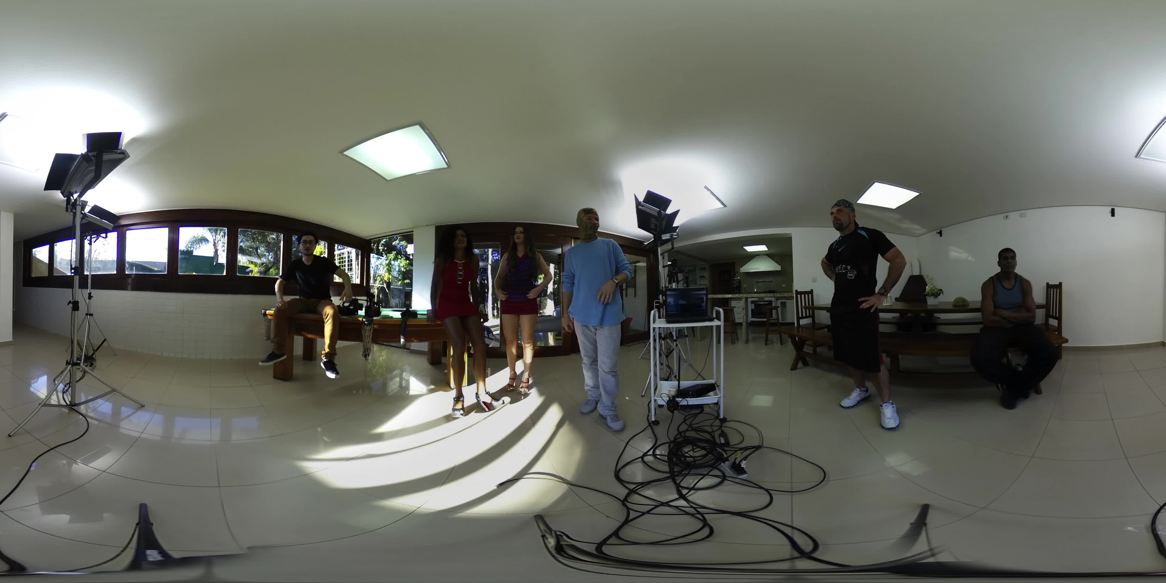 Mais um vídeo dos bastidores da putaria em 360º 