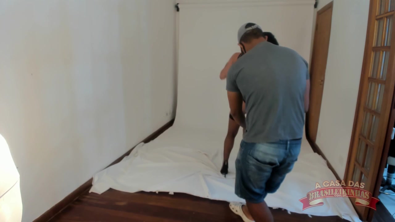 Primeiro ensaio com a novata Carol Corrales