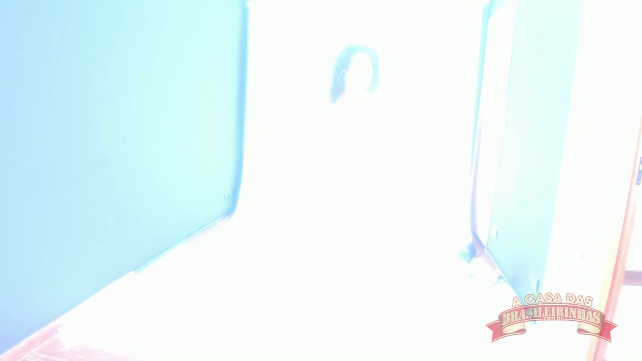 Ensaio Fotográfico com a Ela HotWife nua no reality