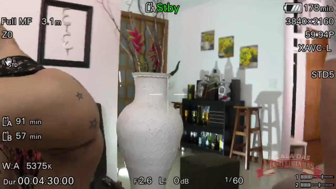 As duas gostosas Gih Rocha e Izabela Pimenta aprontaram muito