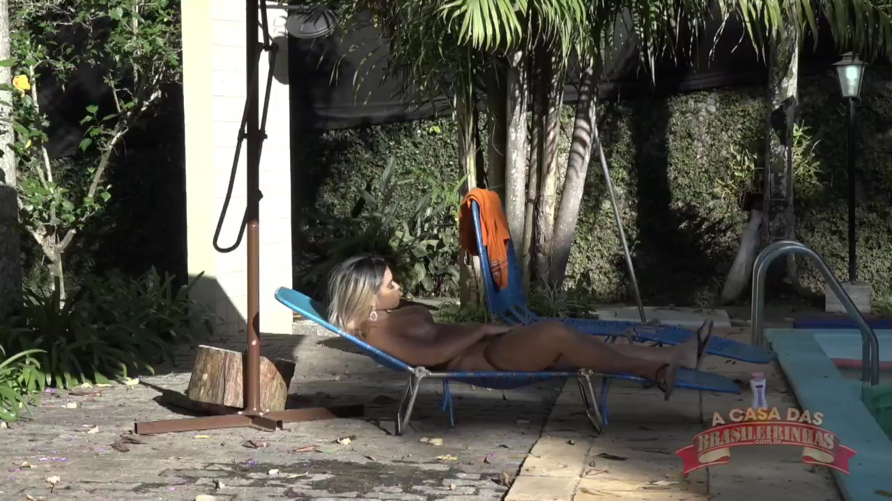 Vídeo da Wanessa Boyer se depilando ao vivo