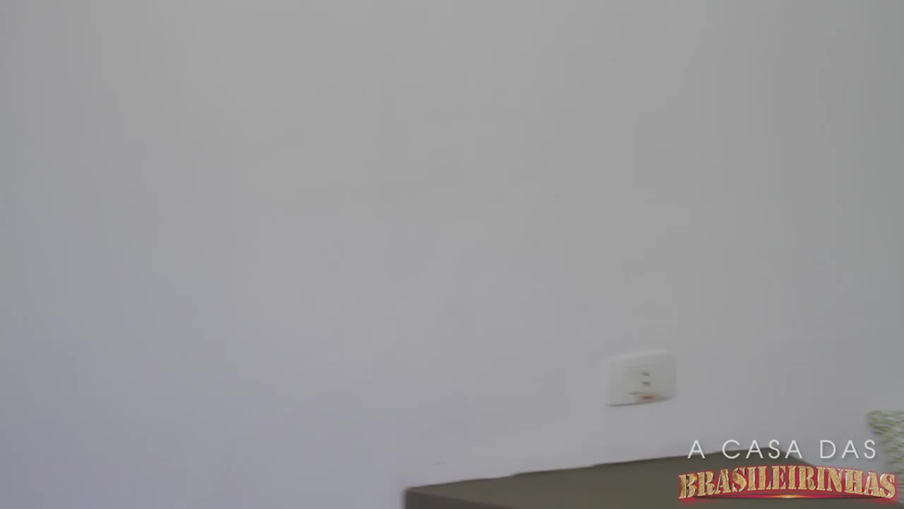 Atriz Pornô Aline | Super Desafio Consolo do Kid | A Casa das Brasileirinhas