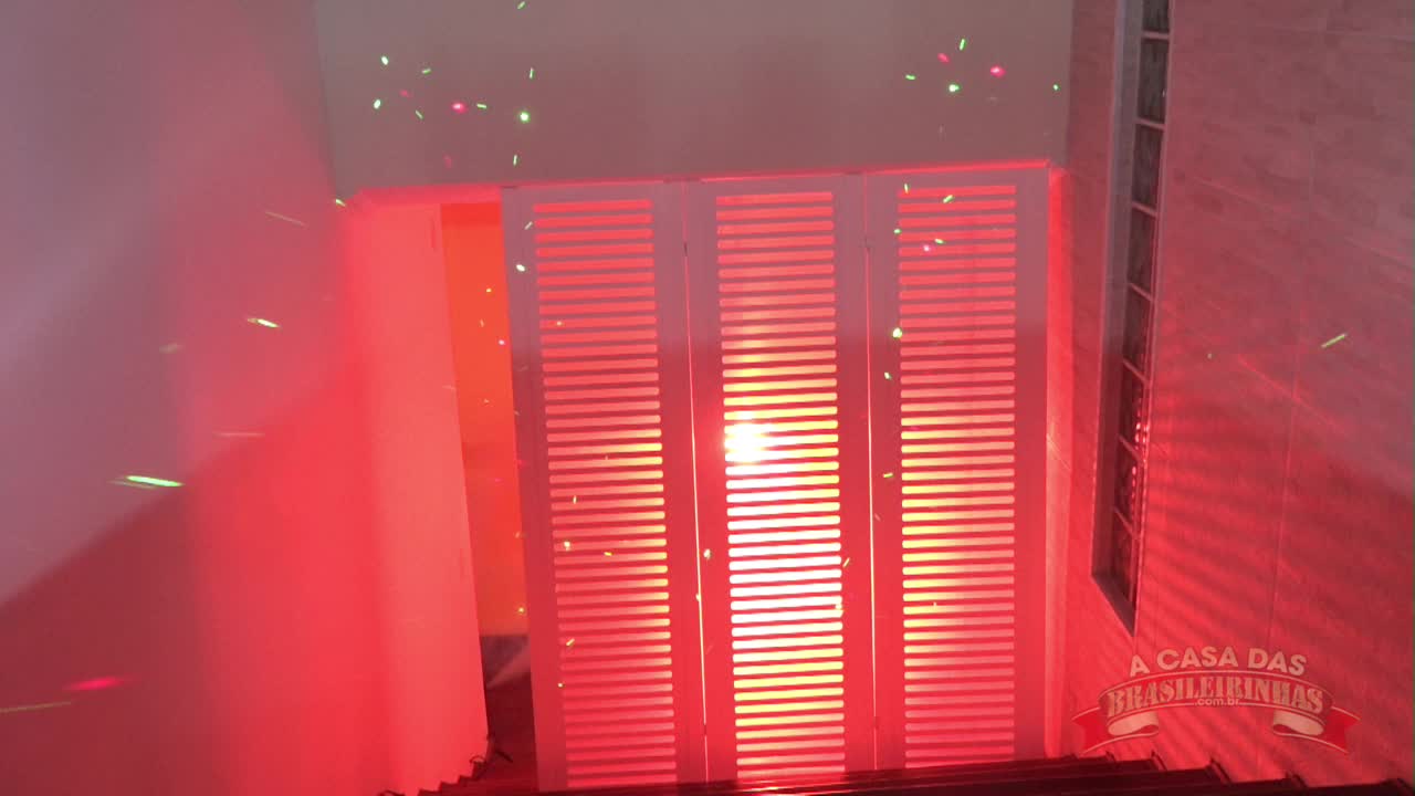 Atriz Carolina Carioca fazendo um show erótico peladinha 