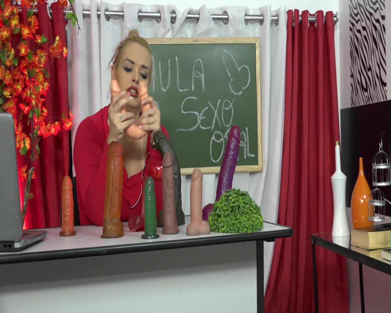 Angel Lima mostrou como chupa uma pica 