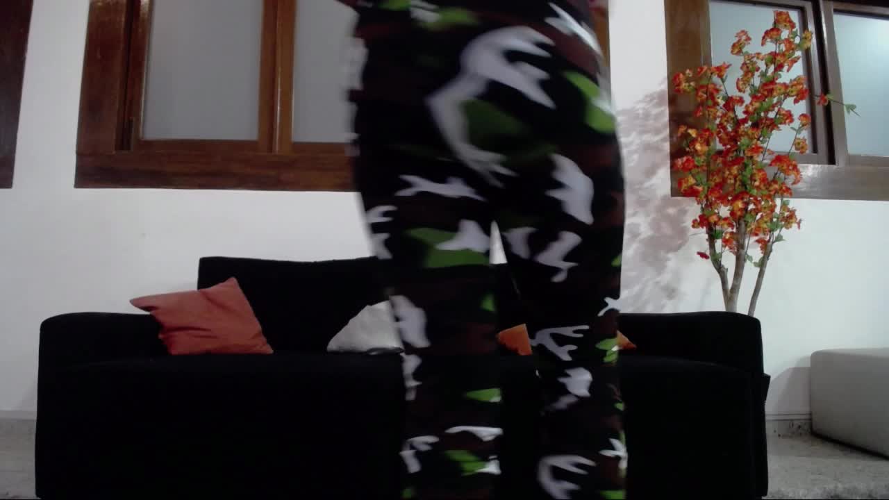 Mais um chat de sexo com Yara Rocha e Evy Kethyn