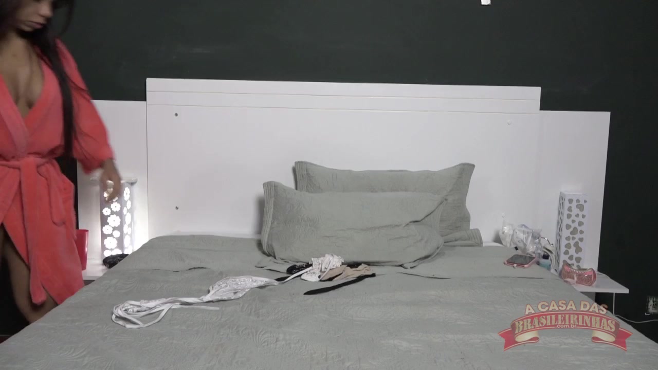 Vídeo pornô da Bibi Griffo se masturbando 