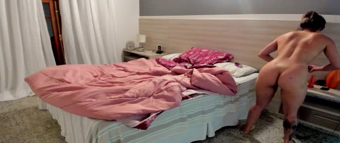 Brenda Araújo gozou de verdade em mais uma masturbação