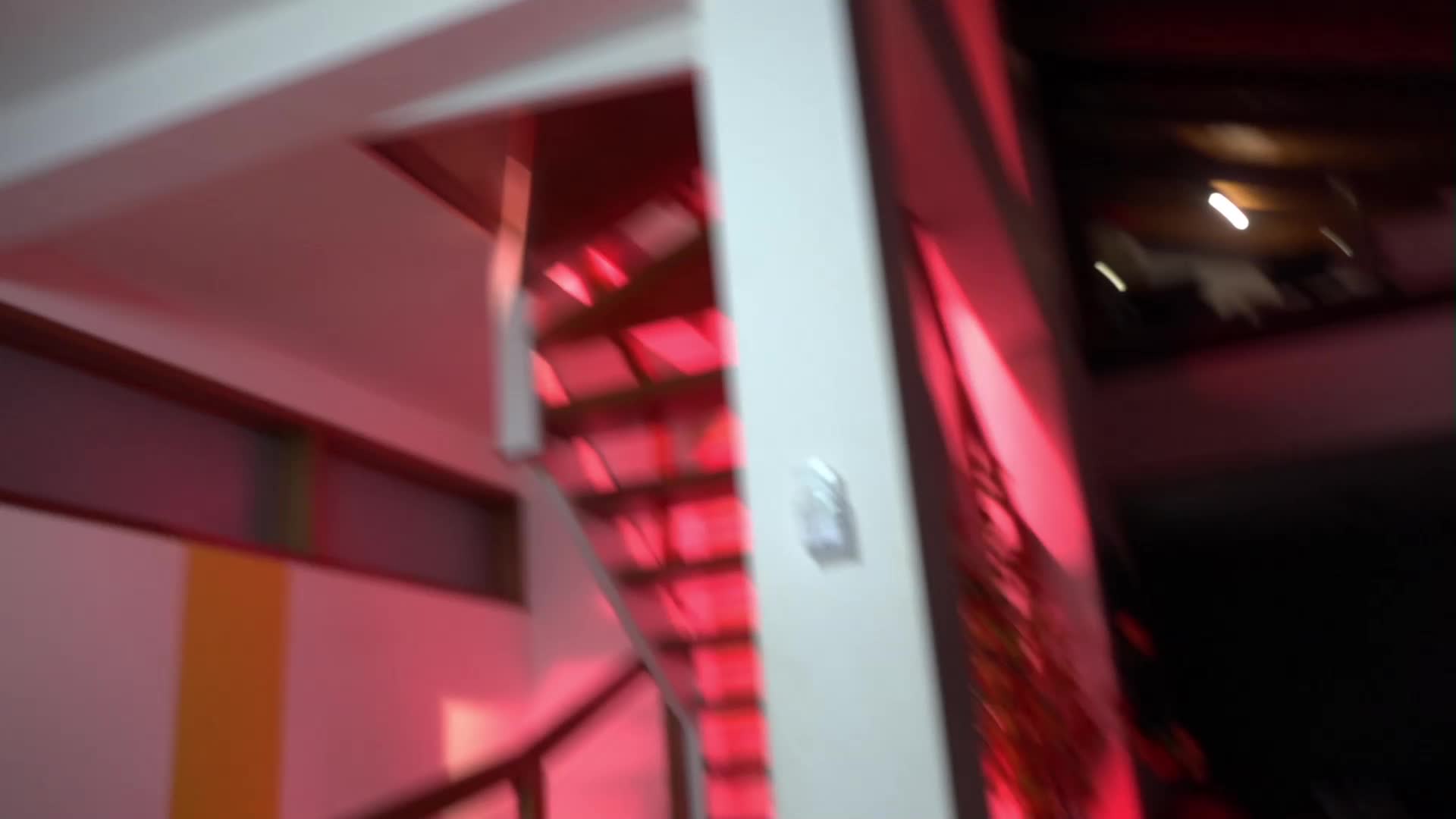Elas desfilaram pela Casa vestindo lingeries provocantes