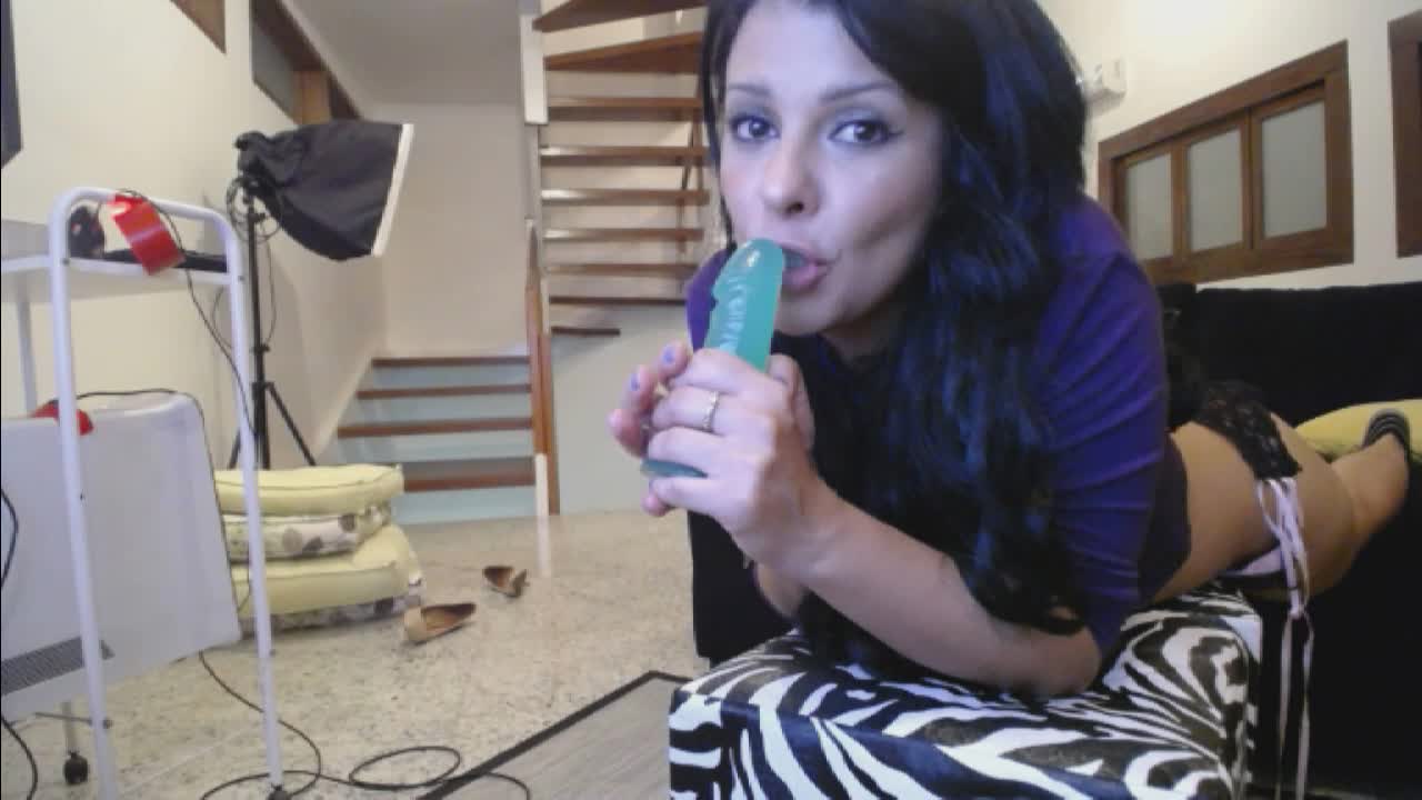 Holly em chat privado ao vivo nas Brasileirinhas