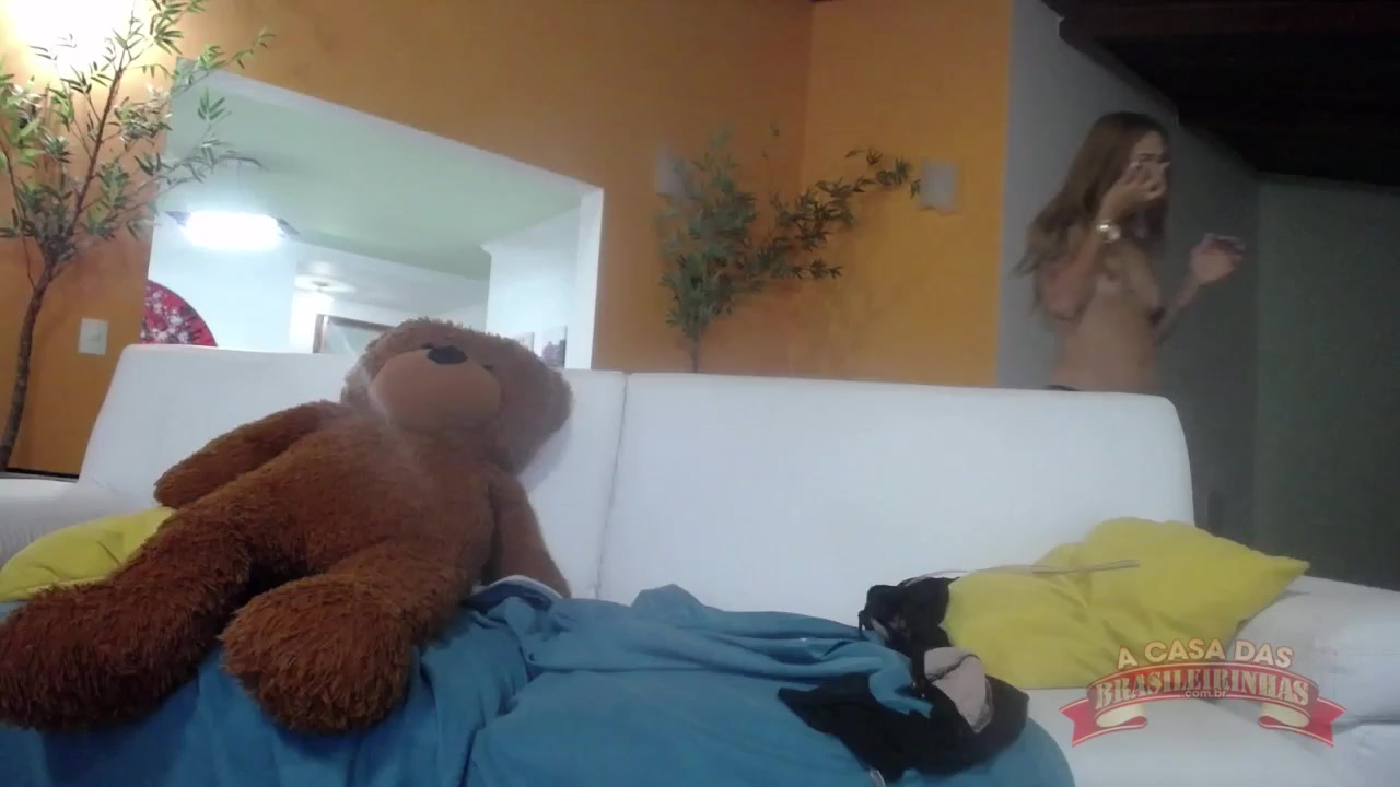 Melissa Marques gostosa piscando o cuzinho no chat de sexo
