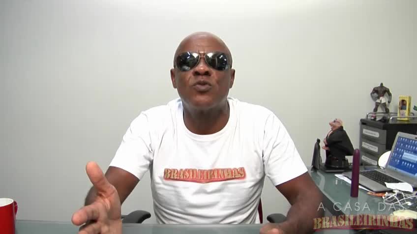 Cada dia mais safadas essas duas no chat pornô